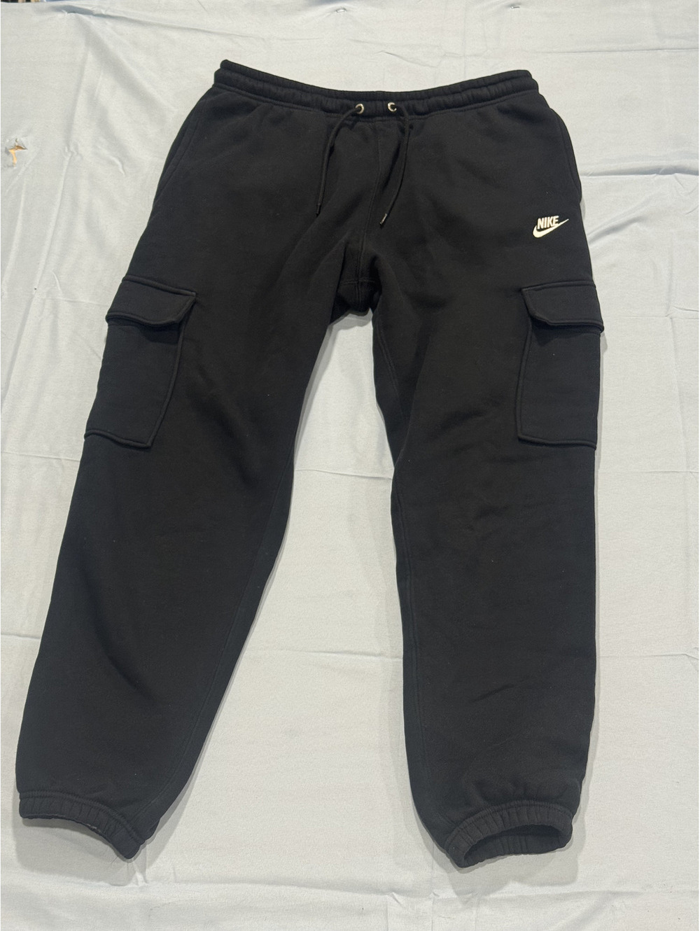 Nike black cargo jogger sweatpants 42